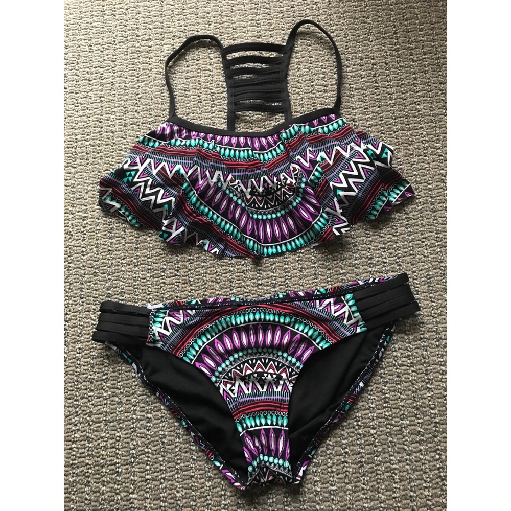 Women’s bathing suit